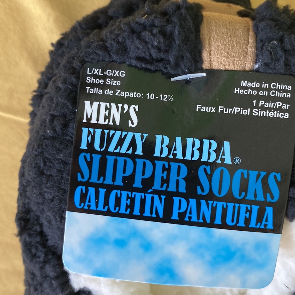 Slippers** - Picture 3 of 4